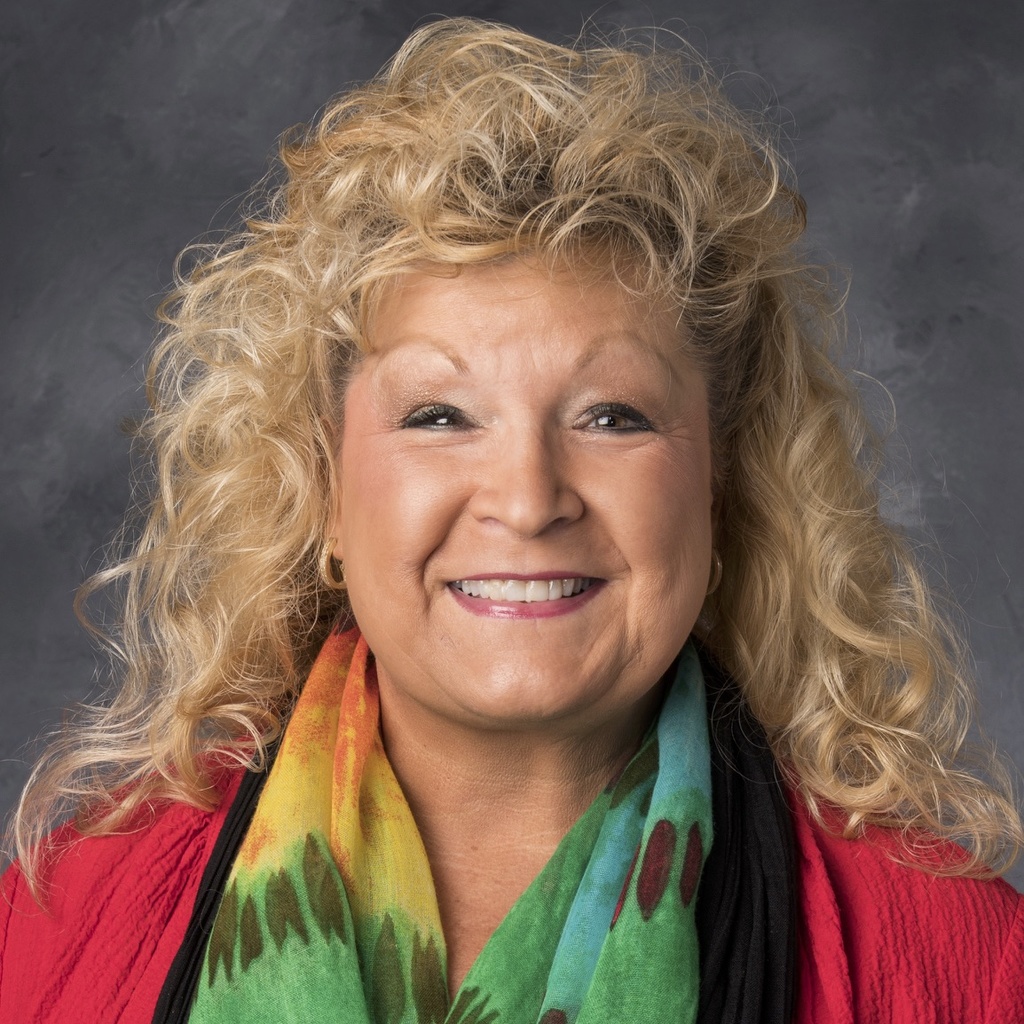 Pamela Myers headshot